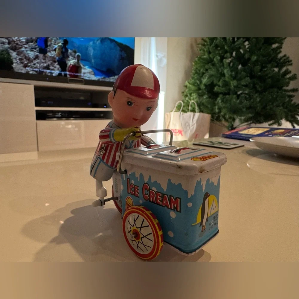 Vintage Wind Up Tin Toy Ice Cream Cart vendor - Works great! - Picture 5 of 8